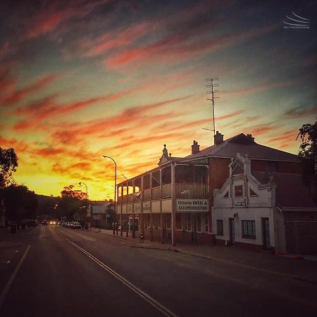 Victoria Hotel Toodyay Екстер'єр фото