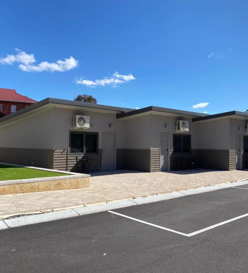 Victoria Hotel Toodyay Екстер'єр фото