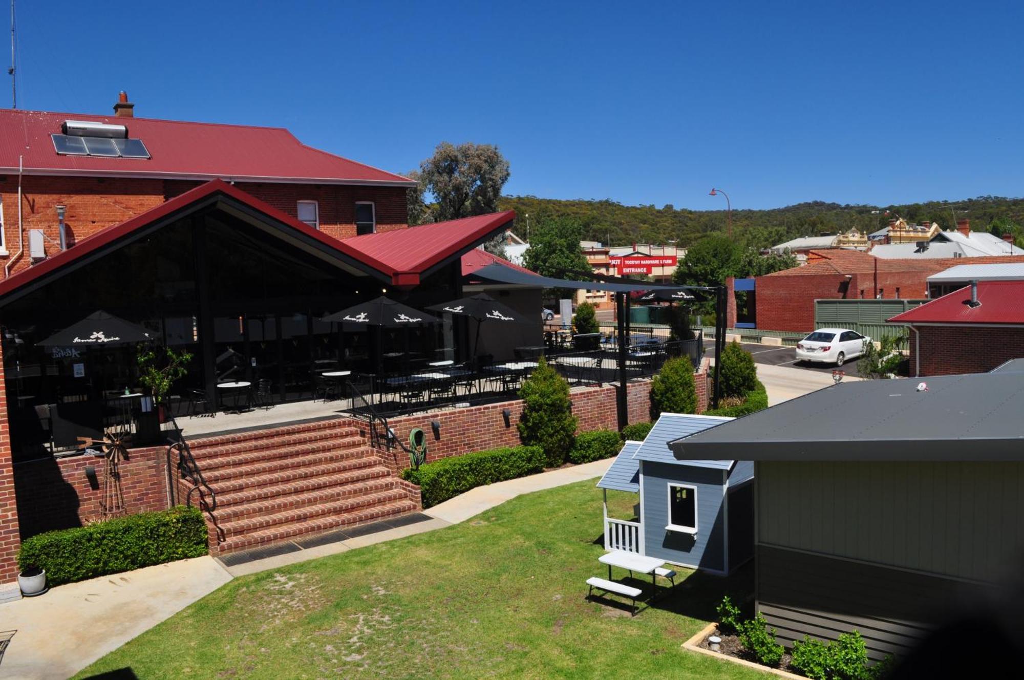 Victoria Hotel Toodyay Екстер'єр фото